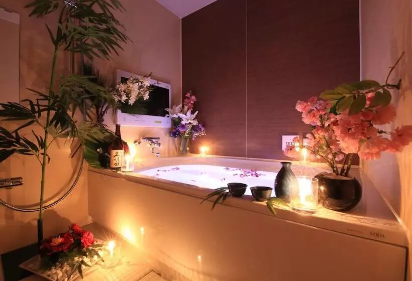 Hotelli Riraku   Adult Only