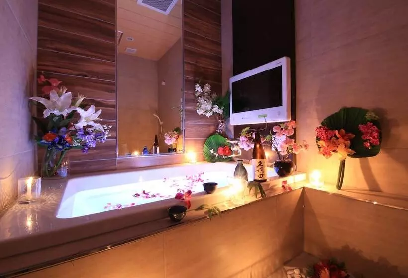 Hotelli Riraku   Adult Only