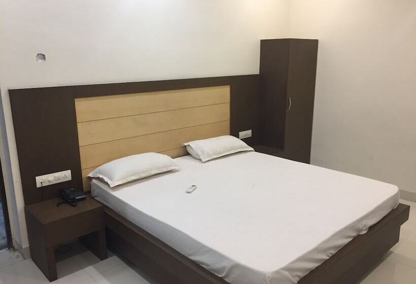 בית מלון כפרי Swapna