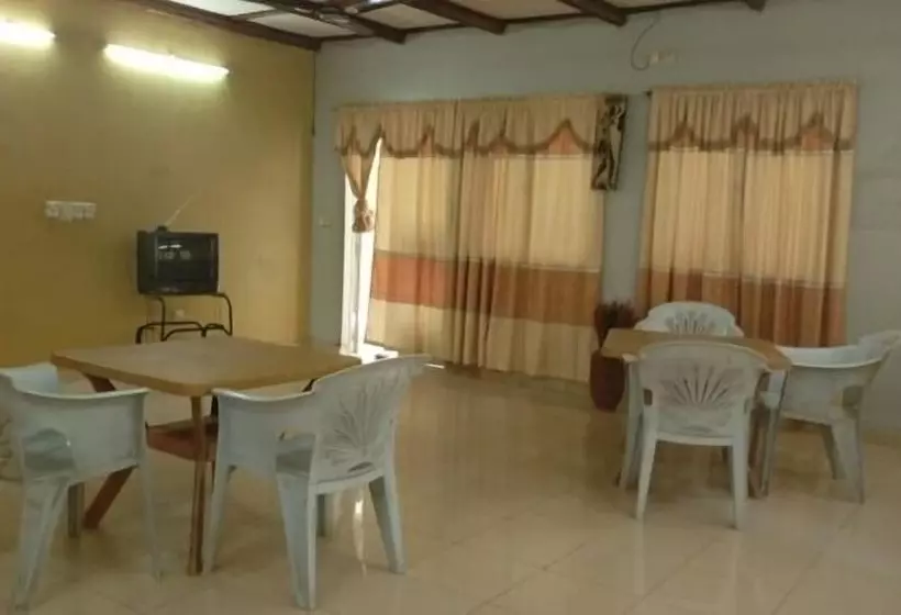 Kamac   Hostel