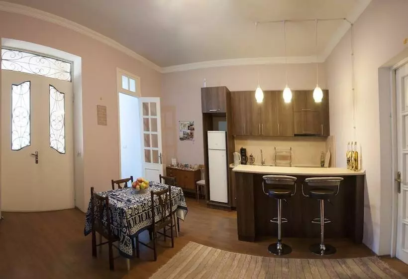 پانسیون Guest House Lile