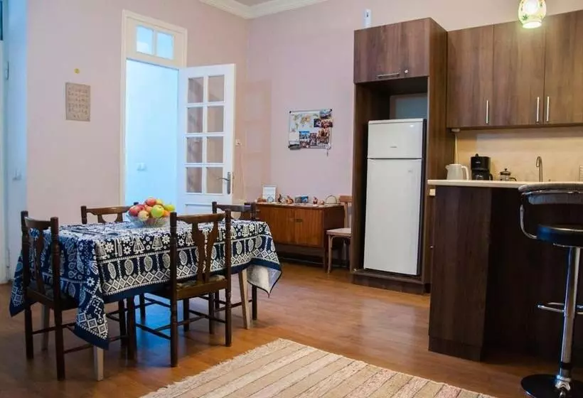 پانسیون Guest House Lile