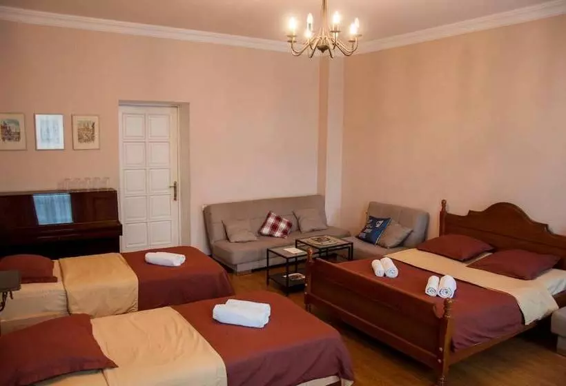 پانسیون Guest House Lile