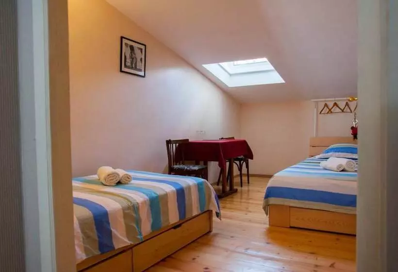 پانسیون Guest House Lile