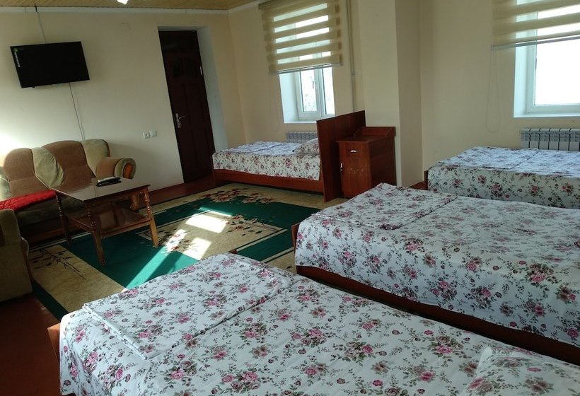 پانسیون Hostel Nur