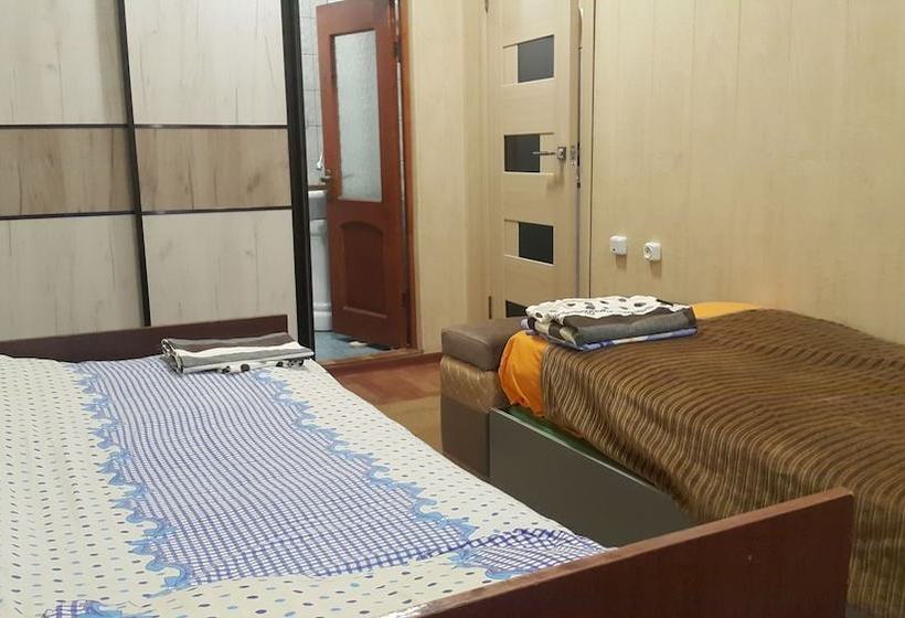 پانسیون Hostel Nur