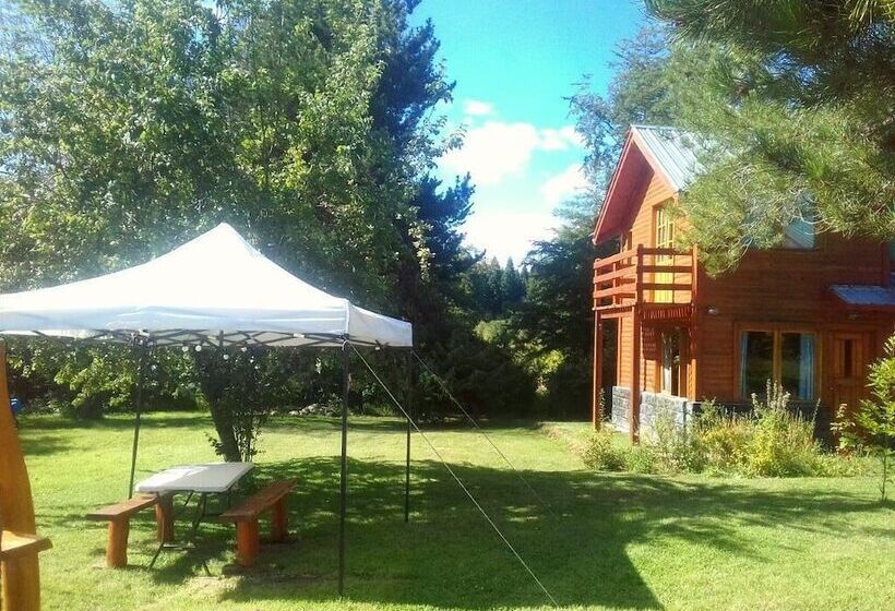 Cabañas El Refugio De Puelo