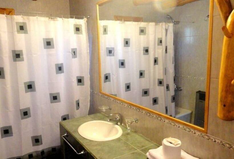 Cabañas El Refugio De Puelo