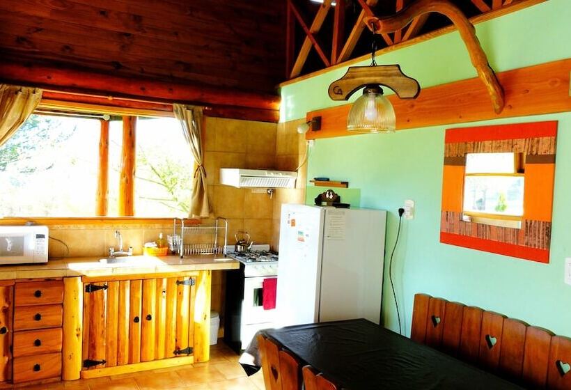 Cabañas El Refugio De Puelo