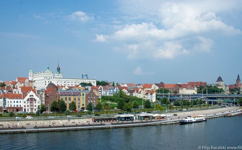 Cocorico Bed And Breakfast Old Town Szczecin Adults Only