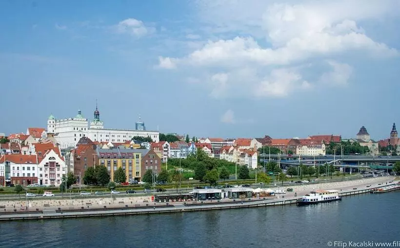 Cocorico Bed And Breakfast Old Town Szczecin Adults Only