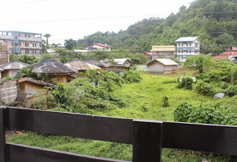 ホテル Cliffside Cottages