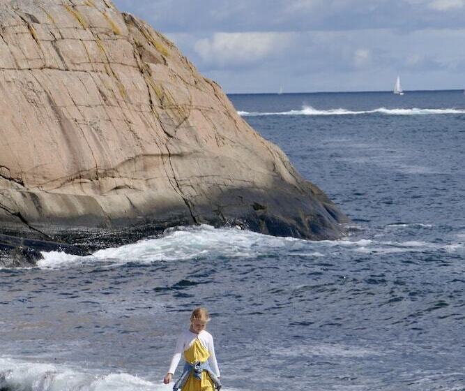 Отель Raet Camping