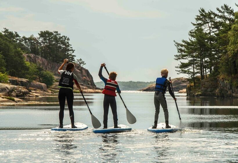 Отель Raet Camping