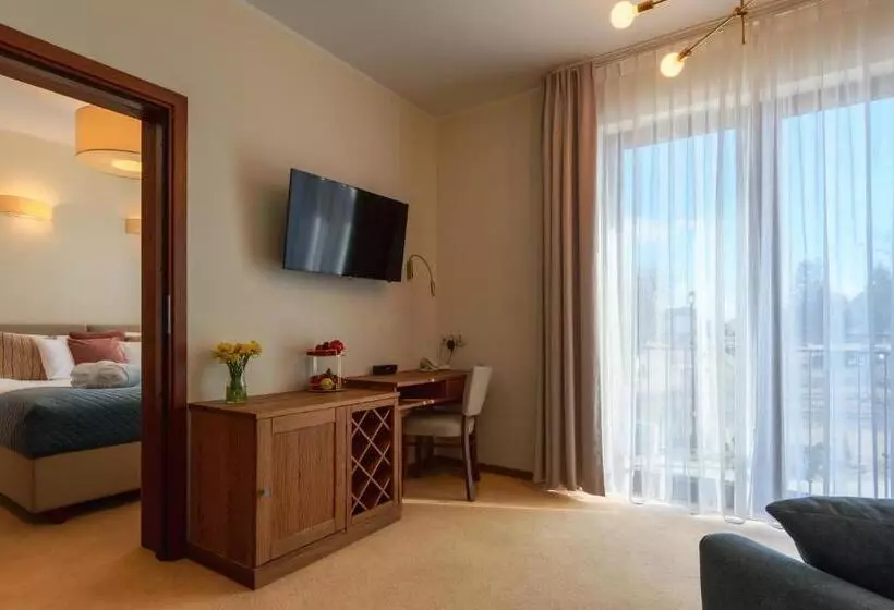 Hotelli Szlak Bursztynowy