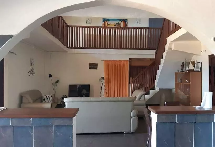 پانسیون Cacao Lodge