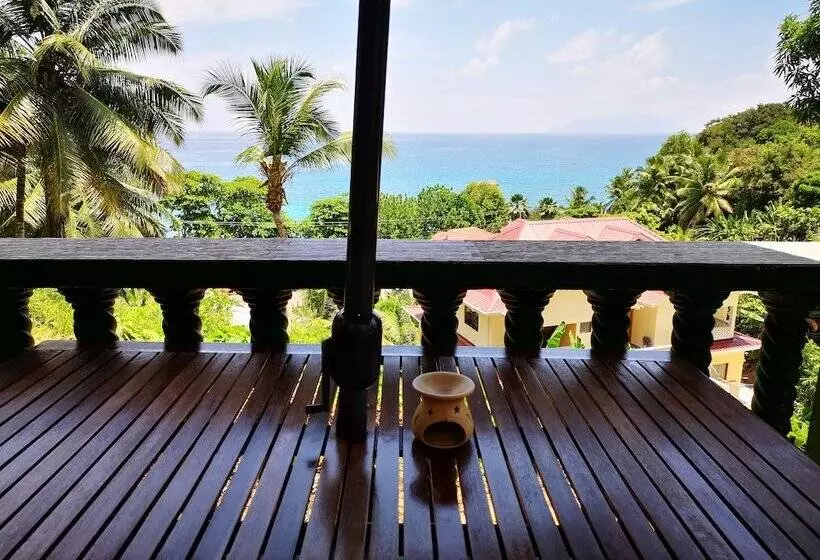 ペンション Glacis Heights Villa