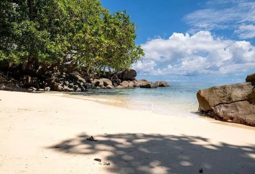 ペンション Glacis Heights Villa