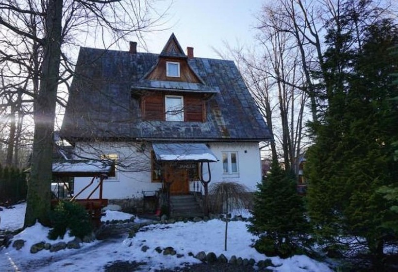 پانسیون Jambur