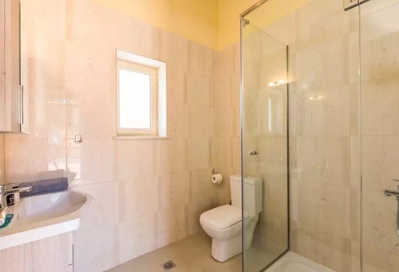 ペンション Moraitis Mansion