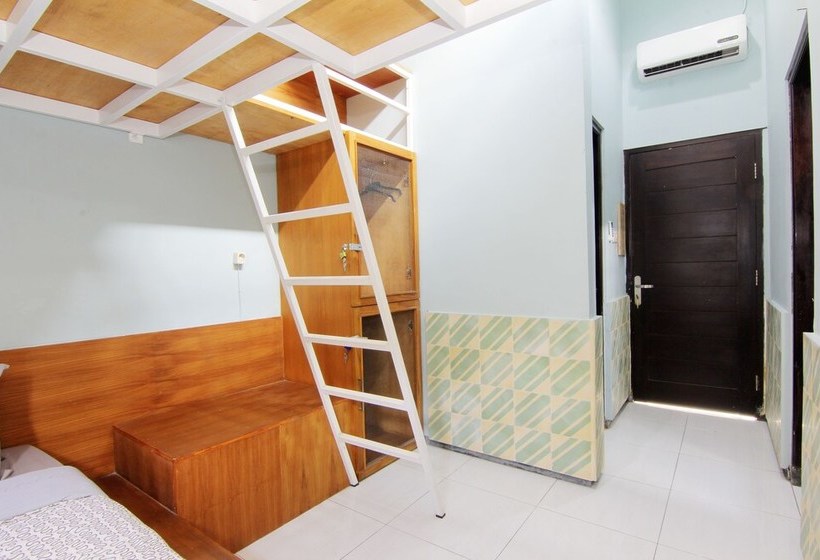 פנסיון Tura Turu Ngawen