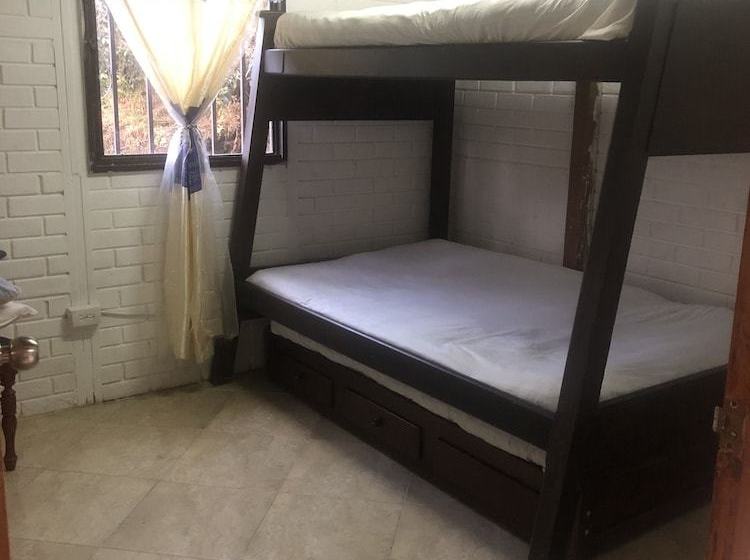 פנסיון Villa Lucy