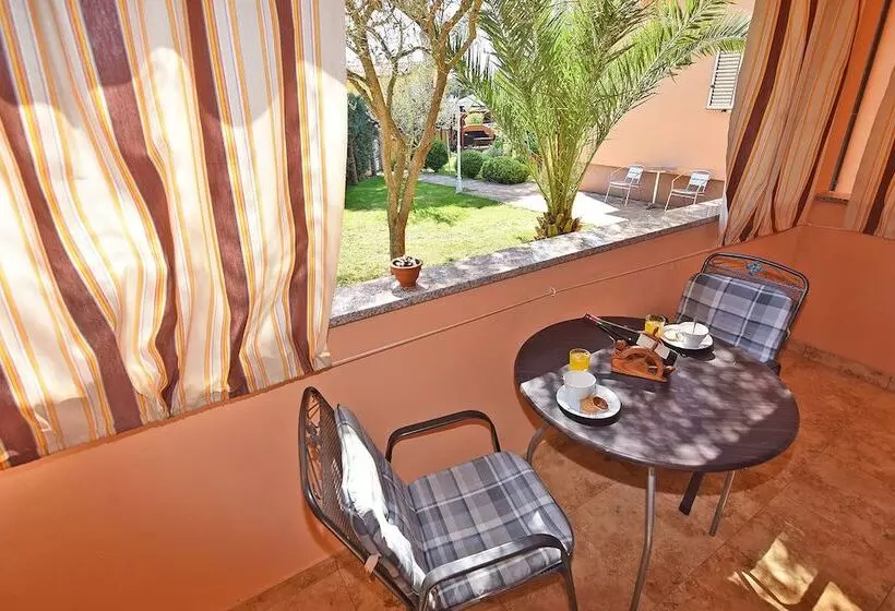 Apartments Jeromela