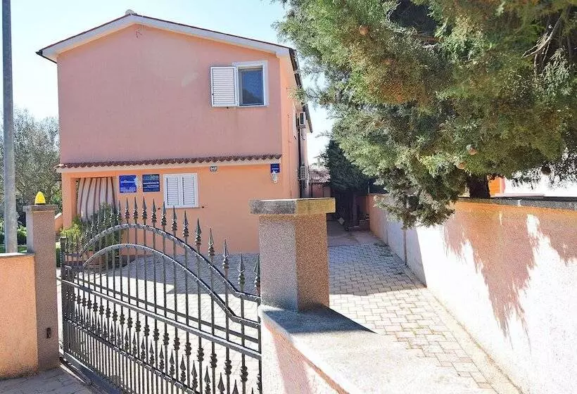 Apartments Jeromela