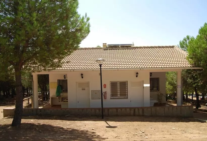 Hotelli Camping Valdearenas
