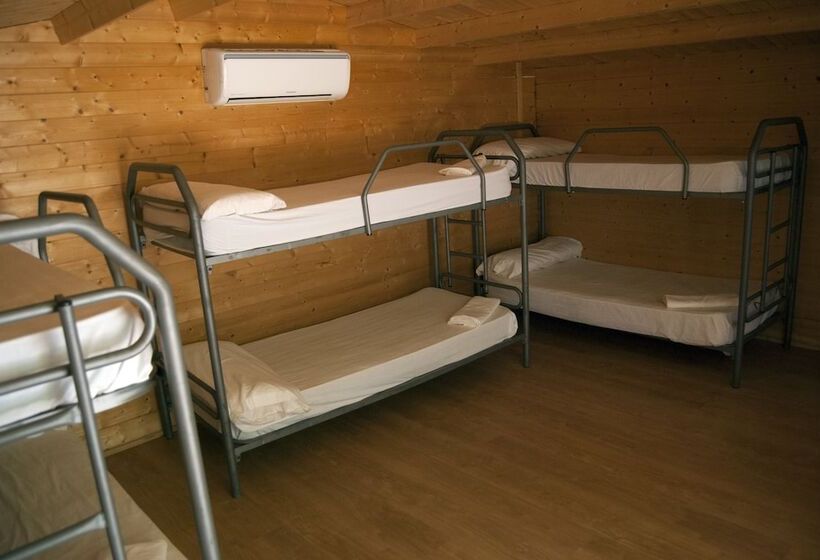 فندق Camping Valdearenas