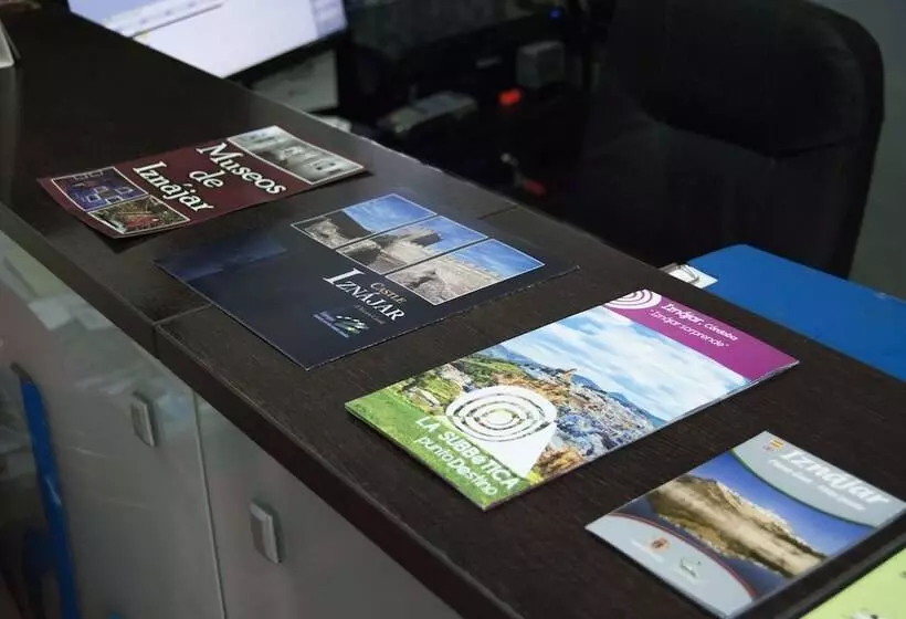 Hotelli Camping Valdearenas