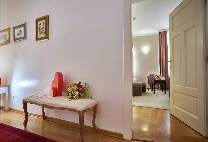 ペンション Sobe Bernarda