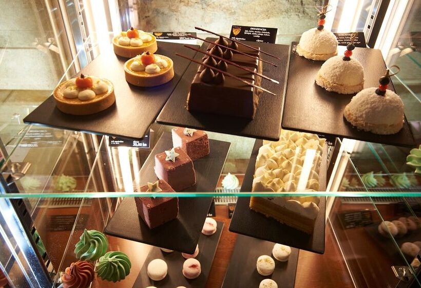 بنسيون Sobe Bernarda