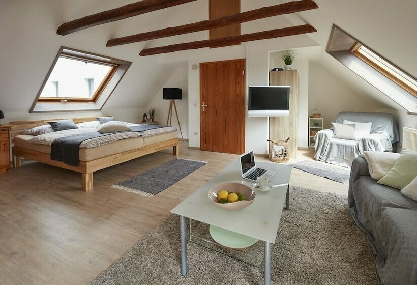 ペンション Reiterhof Zwei Linden