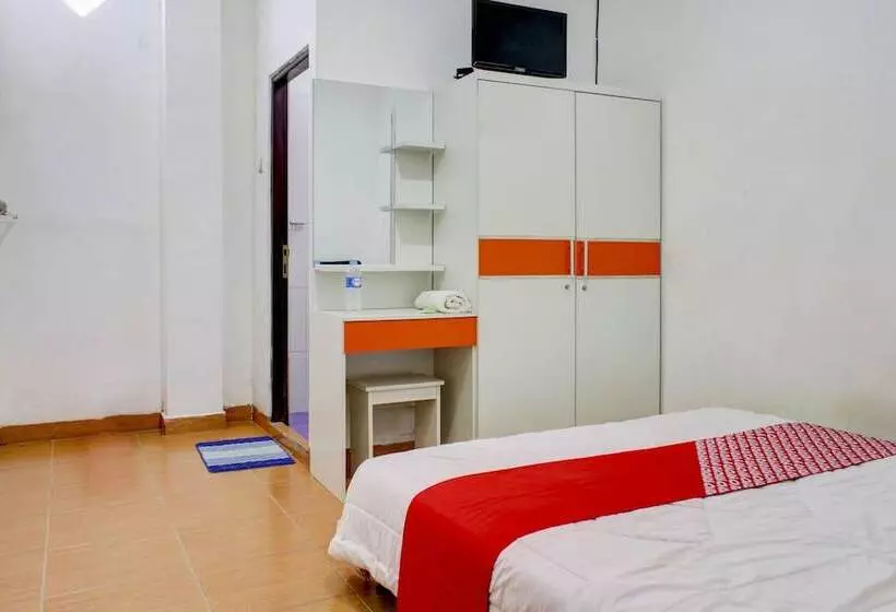 ペンション Semata Wayang Syariah Homestay