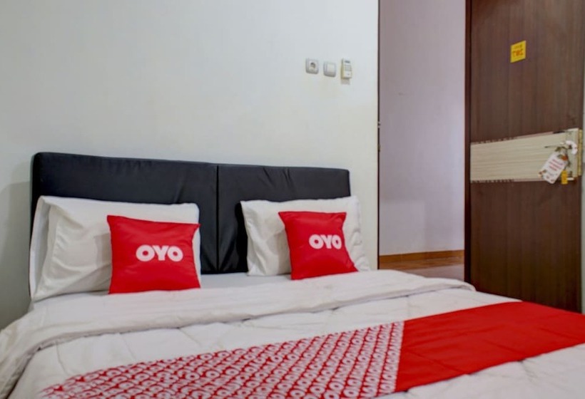 פנסיון Semata Wayang Syariah Homestay