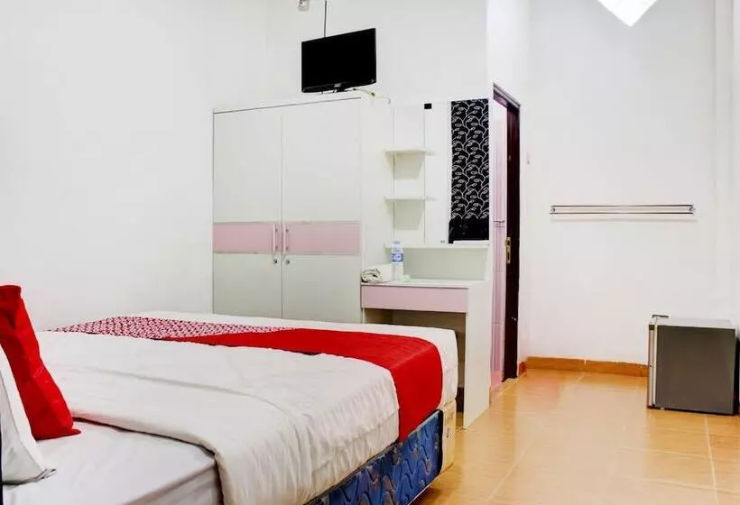ペンション Semata Wayang Syariah Homestay