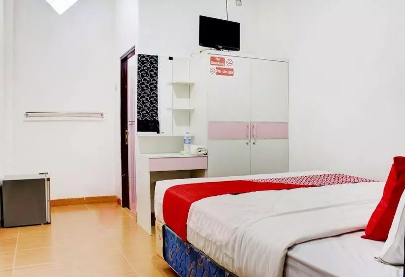 ペンション Semata Wayang Syariah Homestay