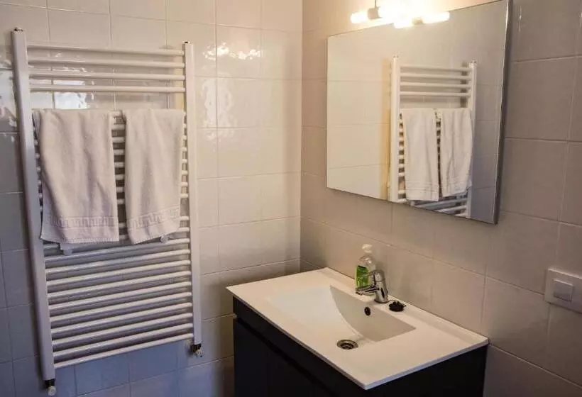 ペンション Suites Trastámara