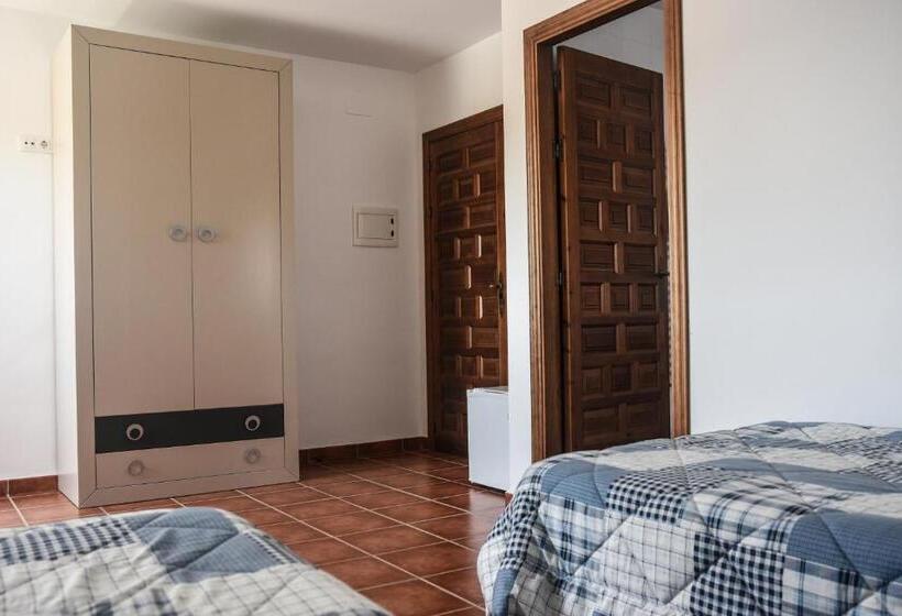 Пансион Suites Trastámara