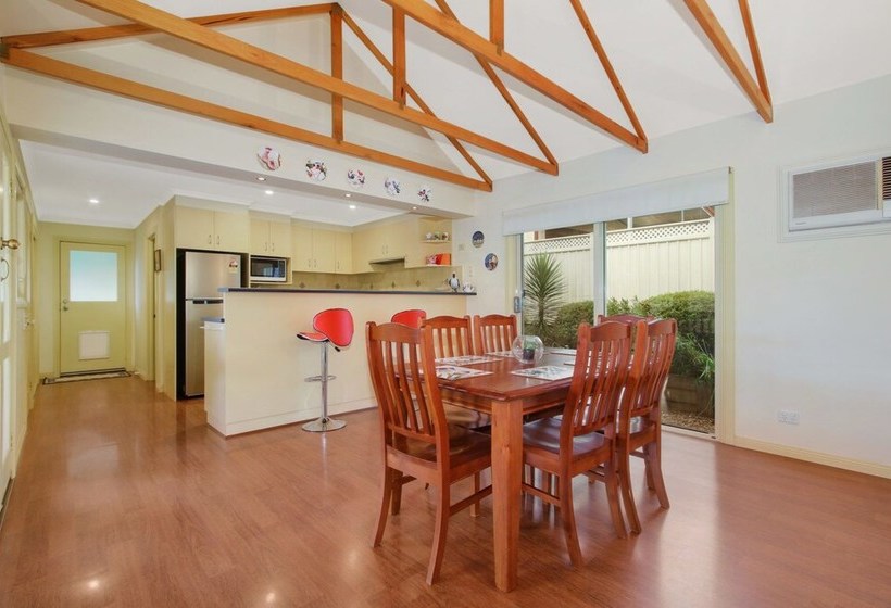 Alpine Vista  Short Walk To Town Centre