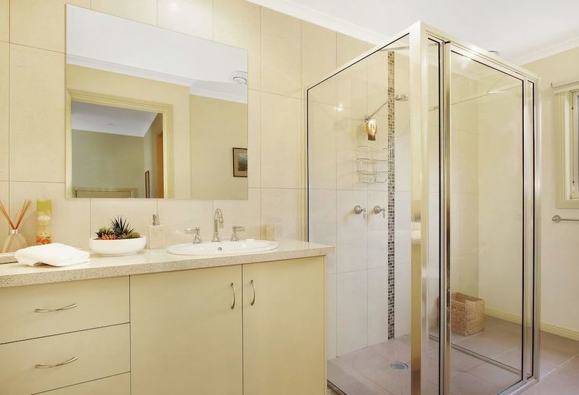 Alpine Vista  Short Walk To Town Centre