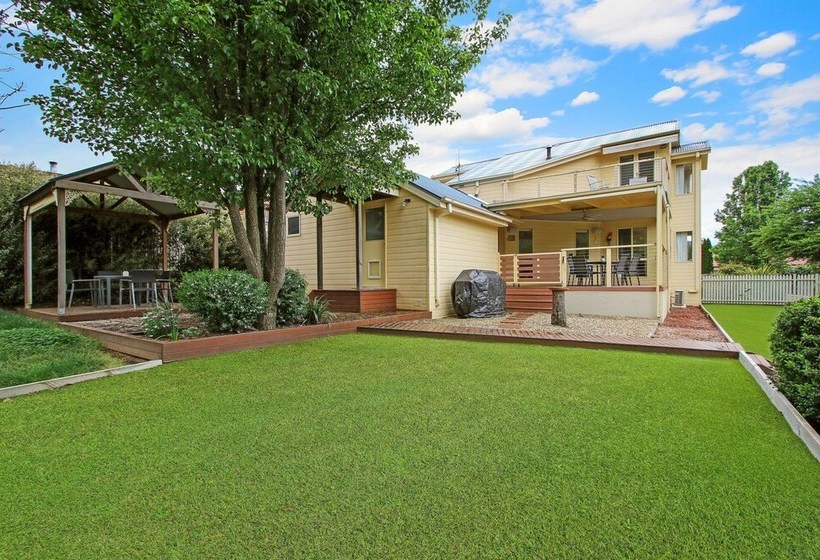 Alpine Vista  Short Walk To Town Centre