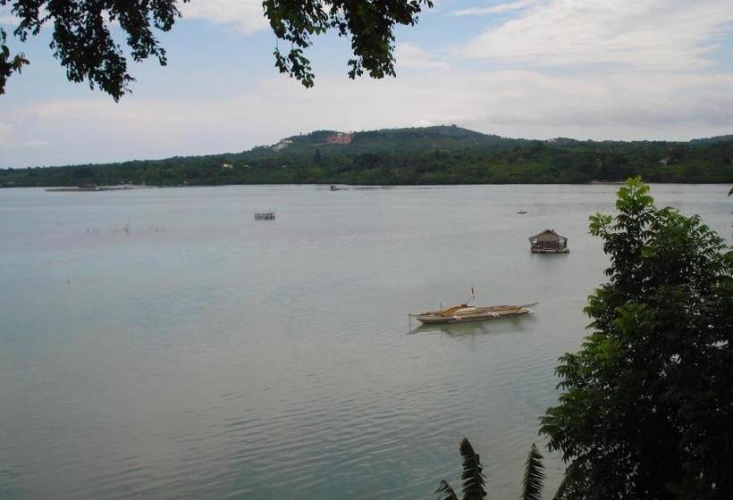 Matiga Seaside Pensione