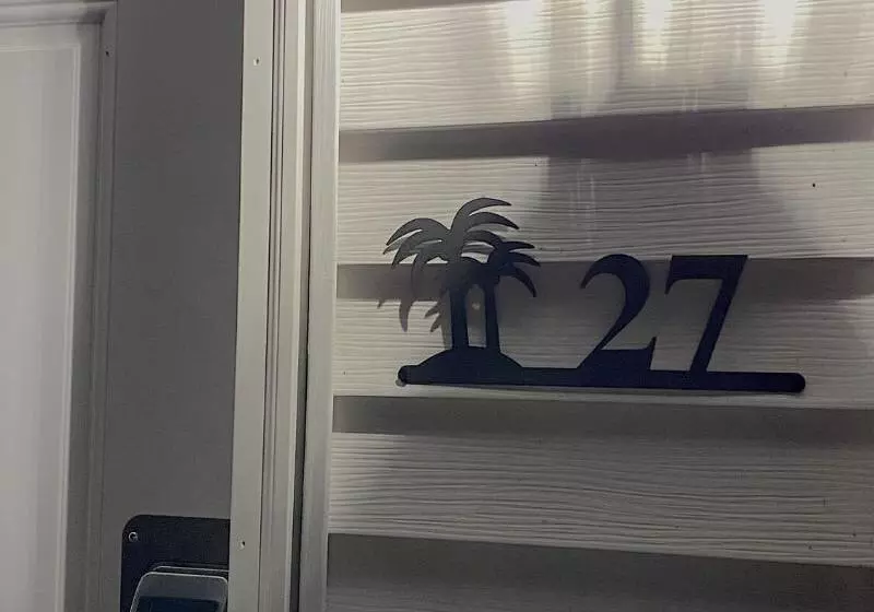 Founder's Brook Motel And Suites