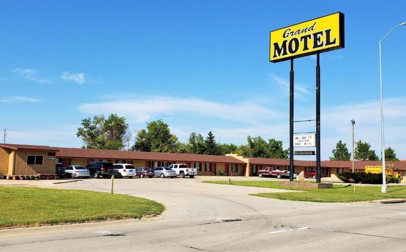 Grand Motel