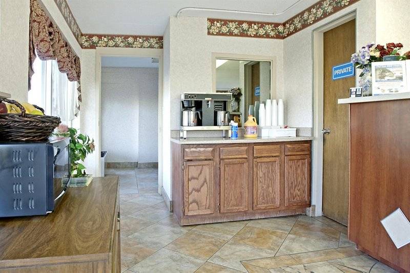 فندق Americas Best Value Inn & Suites Knoxville North