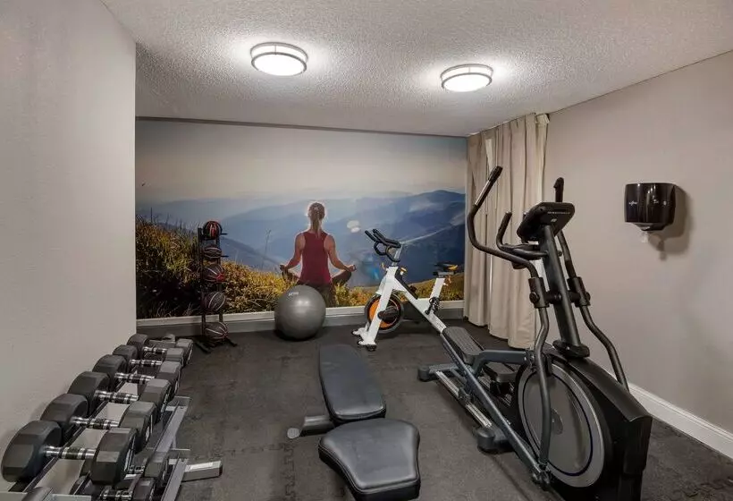 Hotelli Clarion Pointe Indianapolis Northeast