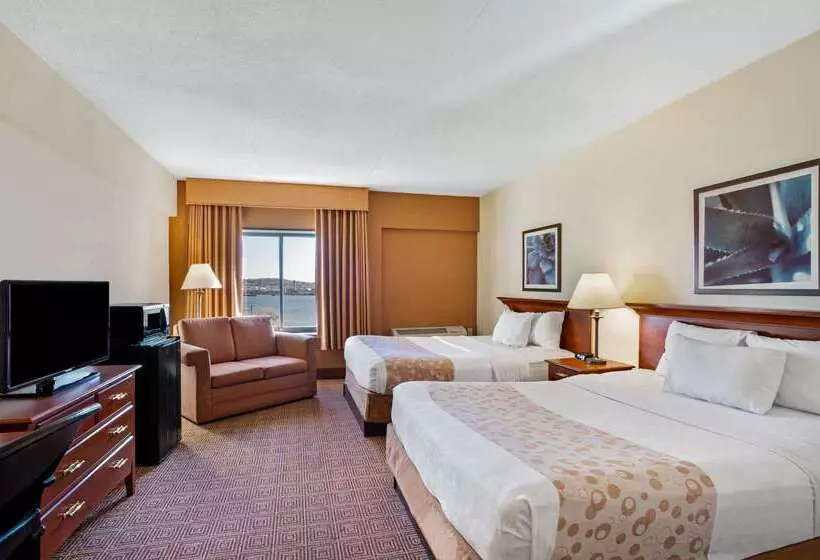 La Quinta By Wyndham New Haven