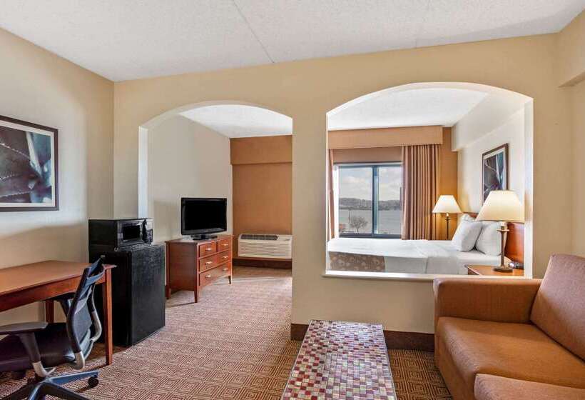 La Quinta By Wyndham New Haven